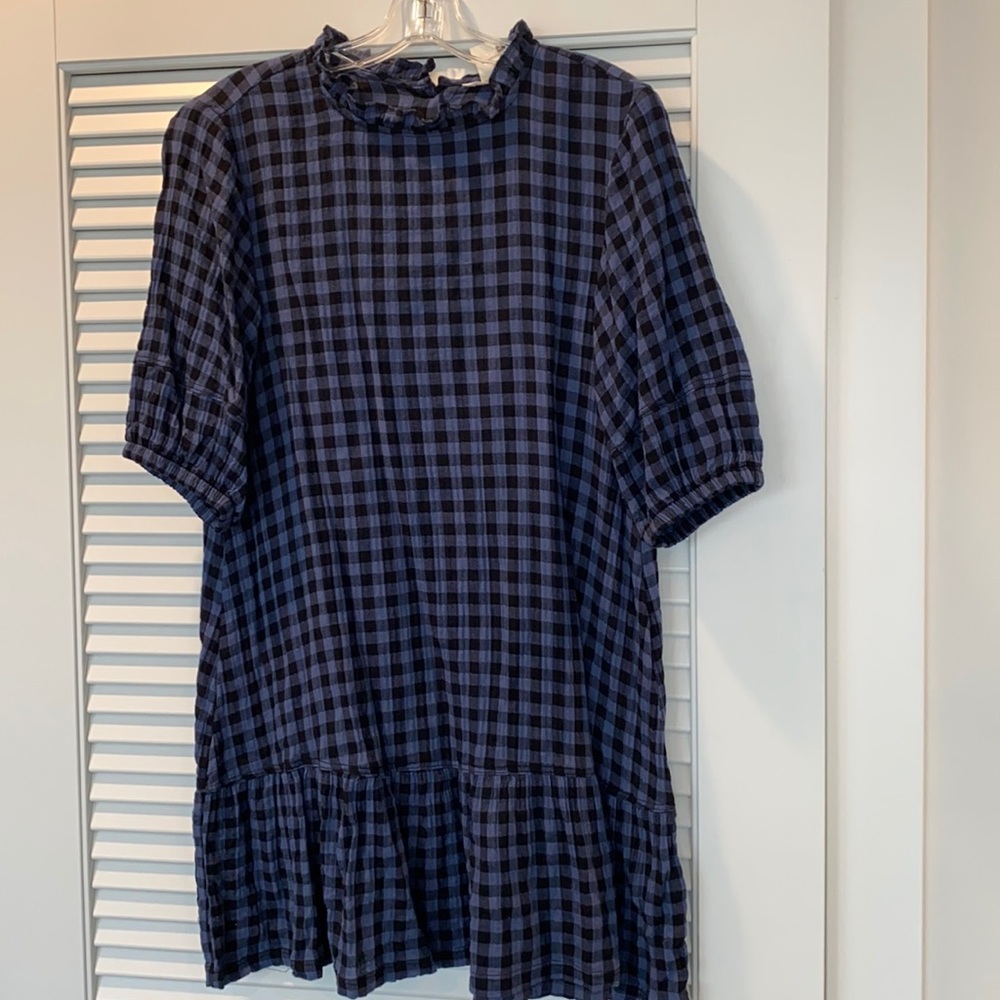 Never worn women’s H&M black and blue check dress